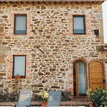 Podere Biricocolo - Il Cortile *