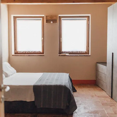 Podere Biricocolo - Il Cortile Apartment Bucine